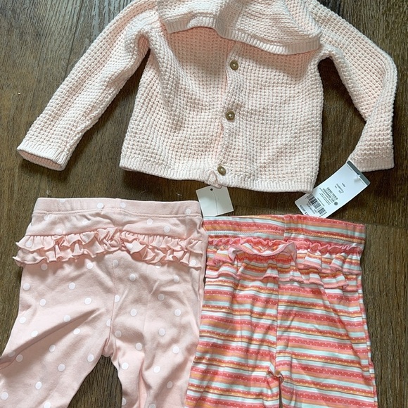 Lot of Baby Clothes - Picture 5 of 6